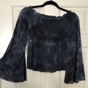 Super cute blue tie dye top